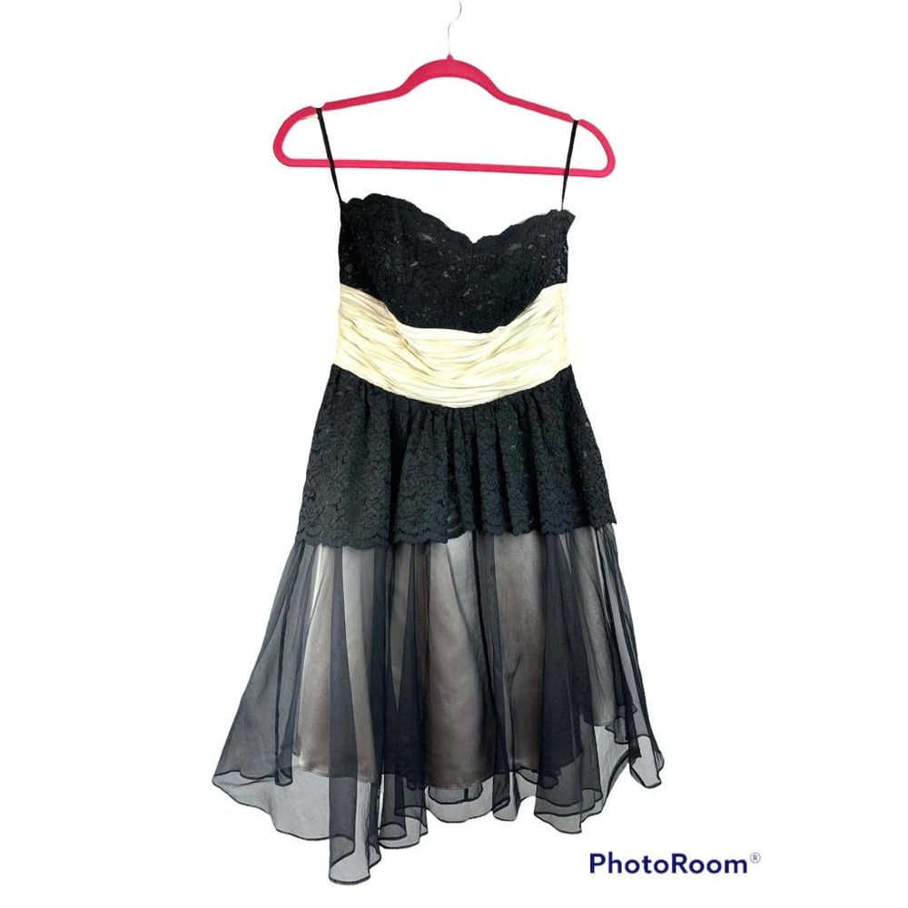 Vintage Betsy Johnson Evening Dress Size 10 Black Antique White Flirty Flowy - Picture 1 of 7